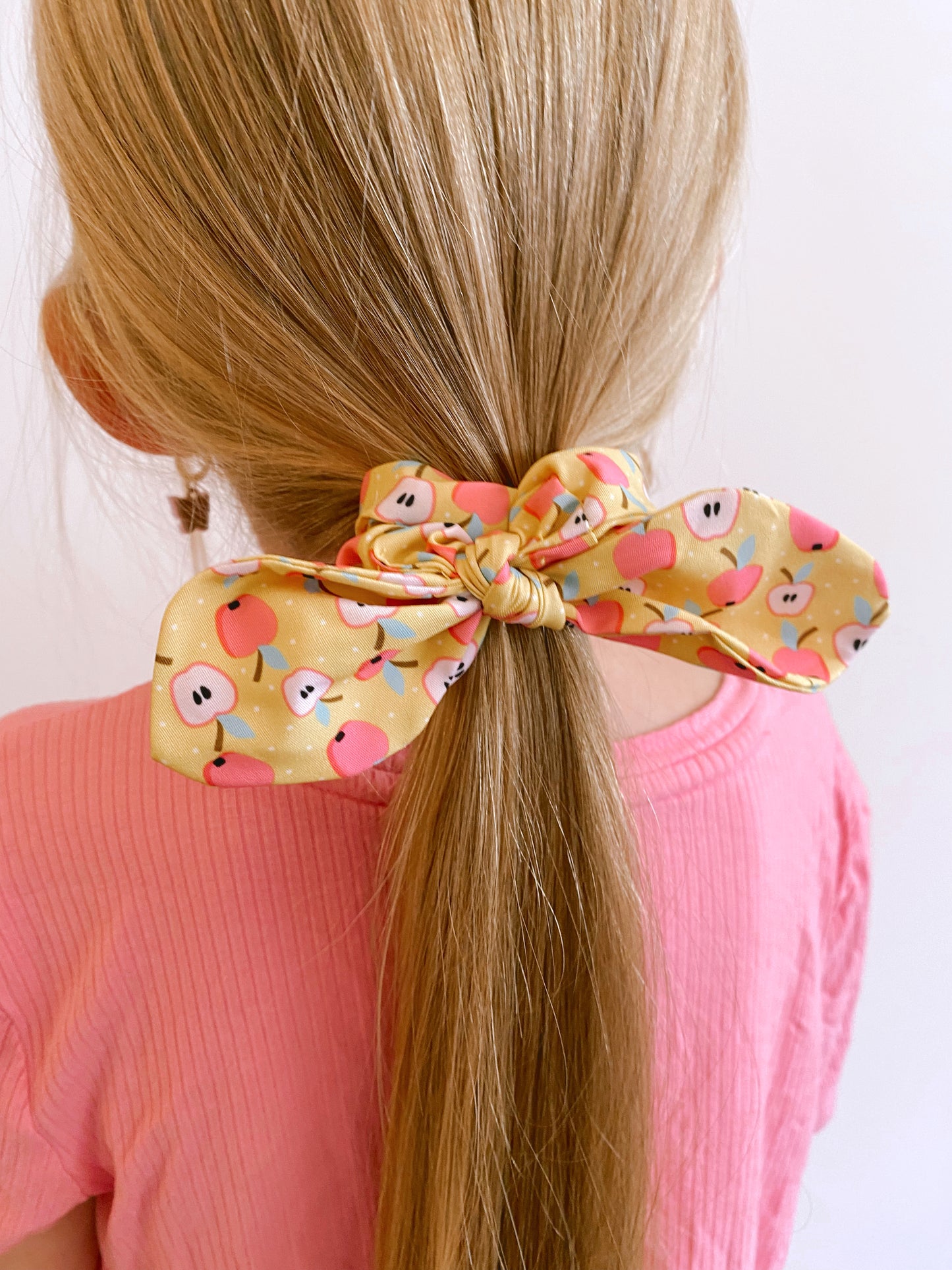 Apple print tied scrunchy