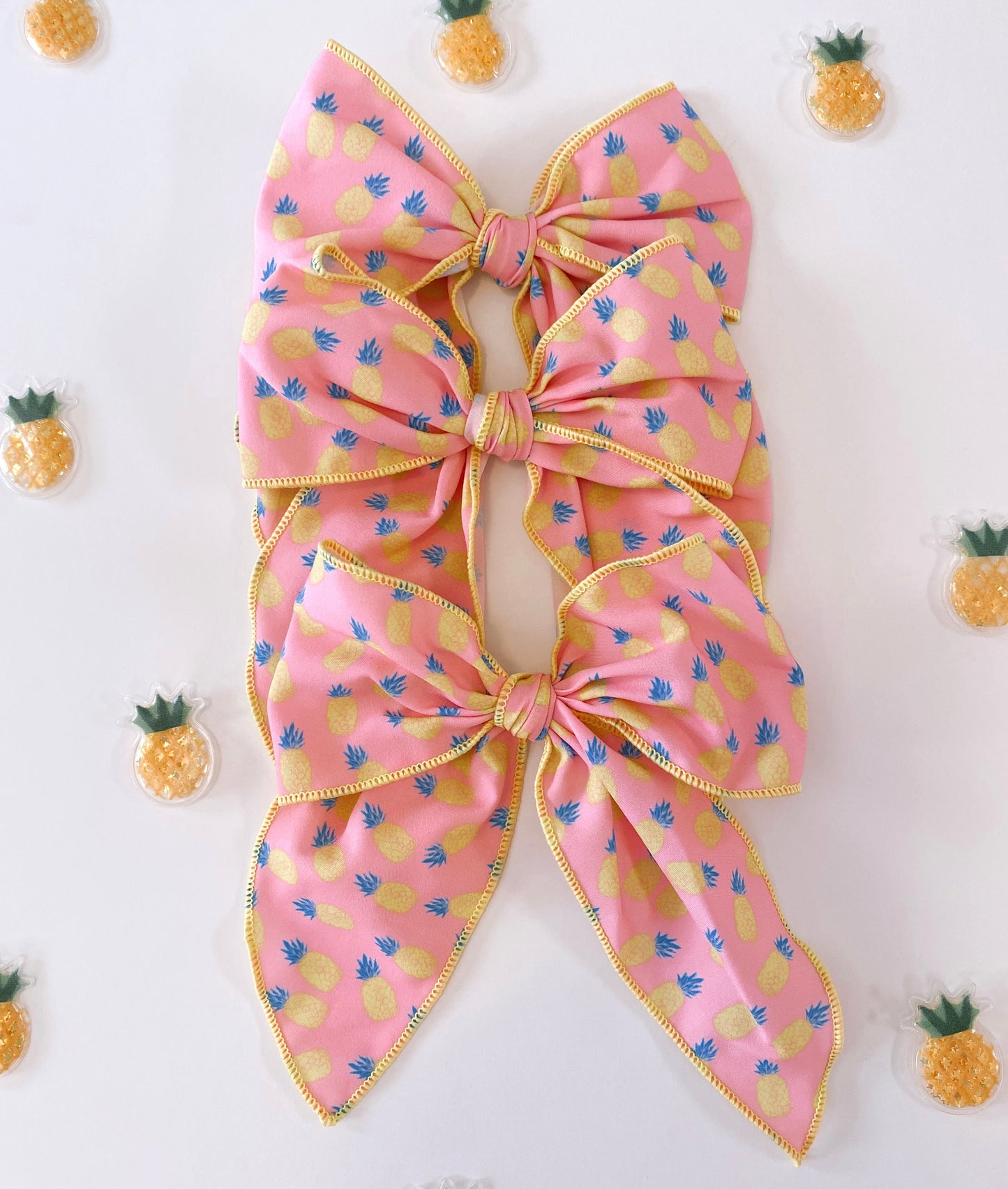 Extra large pineapple bow