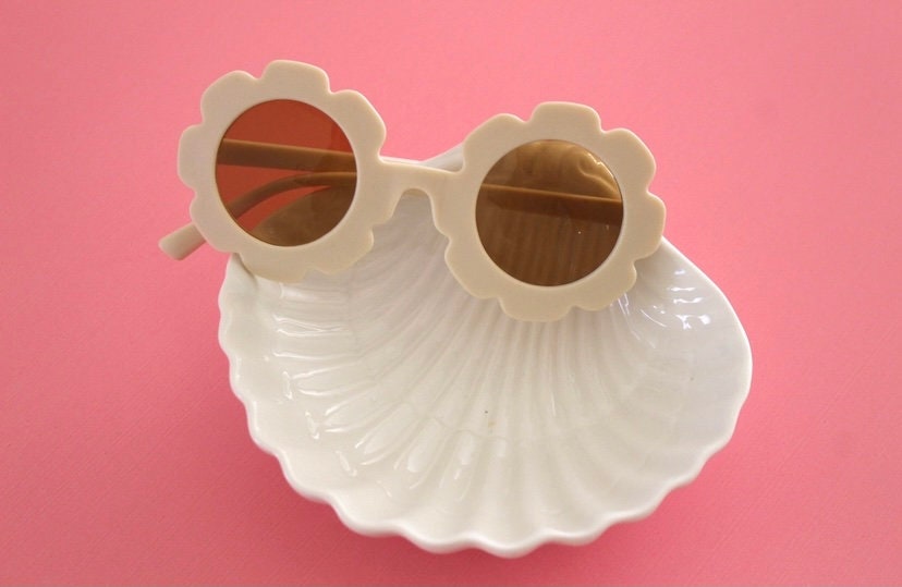 Flower girl sunglasses matte cream