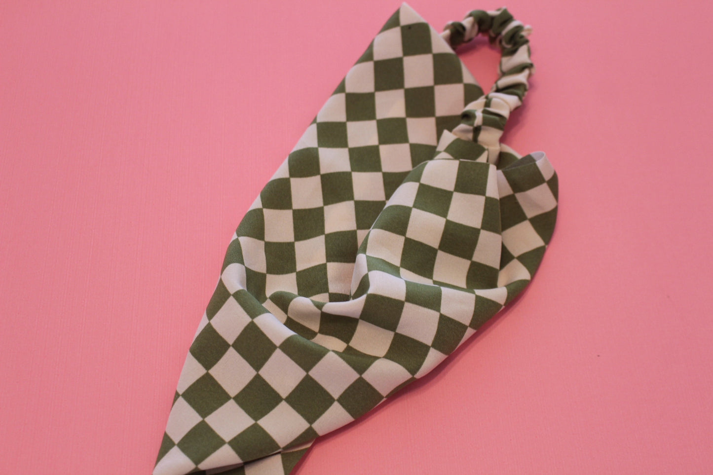 checkered banded hair kerchief