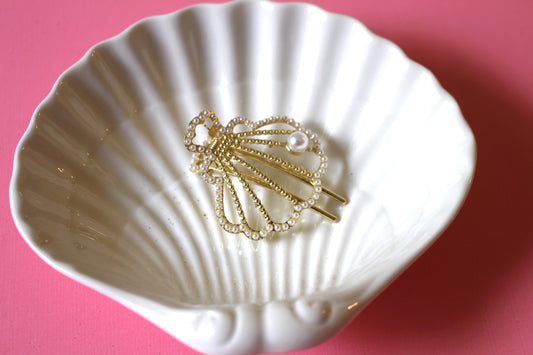 pearl shell clip